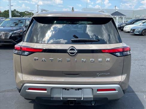 Certified 2024 Nissan Pathfinder Platinum w/ Cargo Package FWD image 4