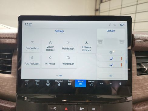 Used 2024 Ford Expedition Limited image 31