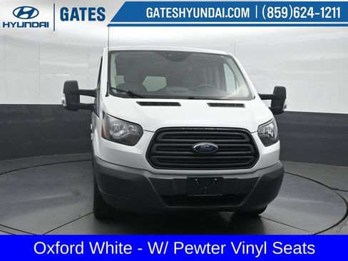 Used 2018 Ford Transit 150 130 Low Roof RWD image 5