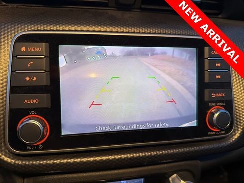 Used 2018 Nissan Kicks SV image 12