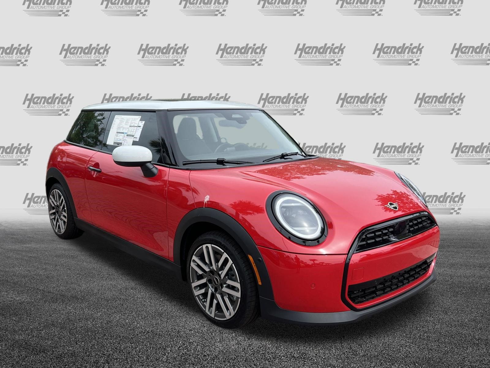 Used 2026 MINI Cooper 2-Door Hardtop FWD image 2