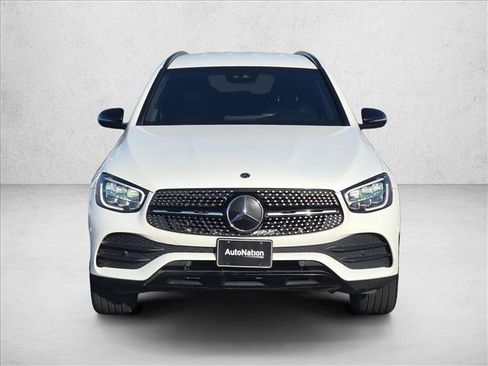 Used 2022 Mercedes-Benz GLC 300 image 2