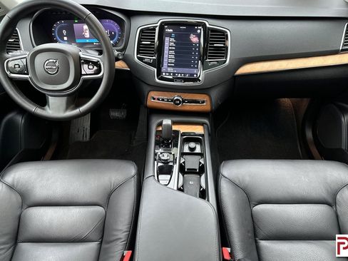 Used 2024 Volvo XC90 B6 Plus image 15