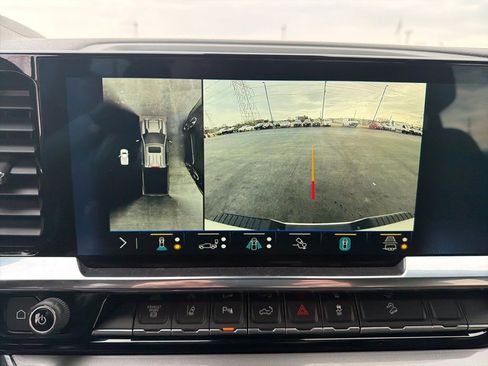 Used 2024 Chevrolet Silverado 3500 High Country w/ High Country Premium Package image 11