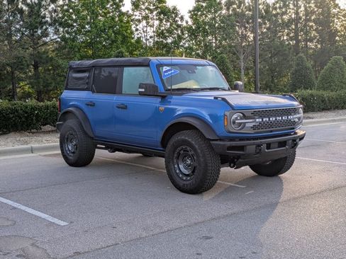 Certified 2025 Ford Bronco Badlands AWD/4WD image 1