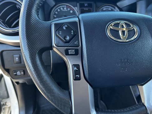 Used 2020 Toyota Tacoma SR5 w/ Technology Package image 25