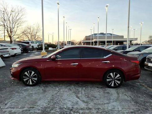 Used 2022 Nissan Altima 2.5 SV image 6