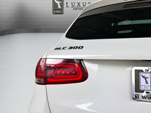 Used 2022 Mercedes-Benz GLC 300 4MATIC image 15