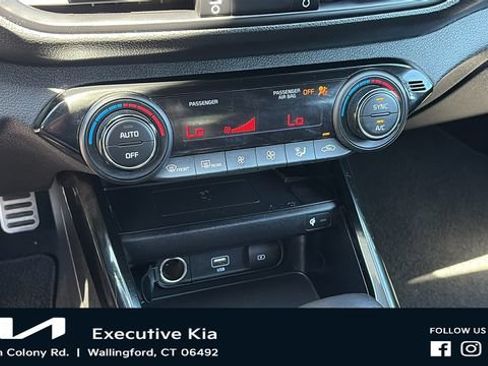 Certified 2023 Kia Forte GT FWD image 17