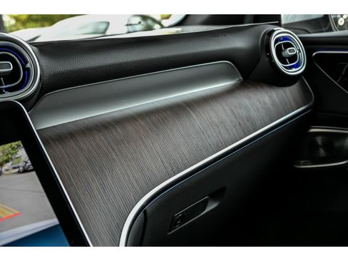 Certified 2026 Mercedes-Benz GLC 300 4MATIC image 19