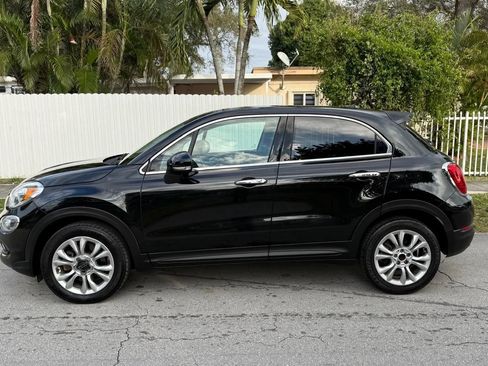 Used 2016 FIAT 500X Lounge image 3
