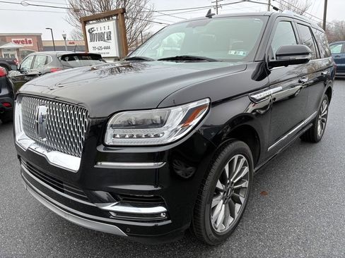Used 2018 Lincoln Navigator Select image 1