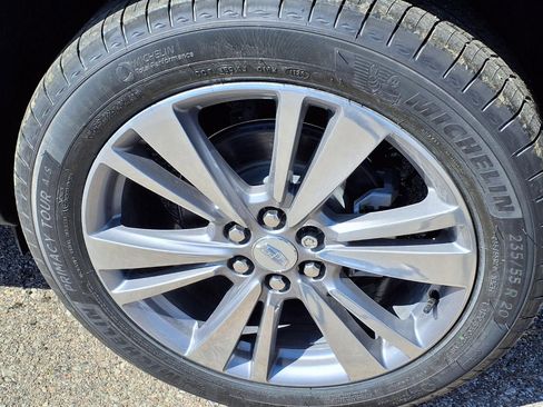 New 2026 Cadillac XT5 Premium Luxury AWD/4WD image 7