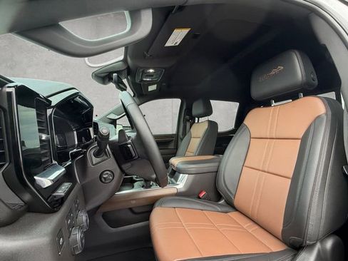 Certified 2024 Chevrolet Silverado 1500 High Country w/ Technology Package image 19