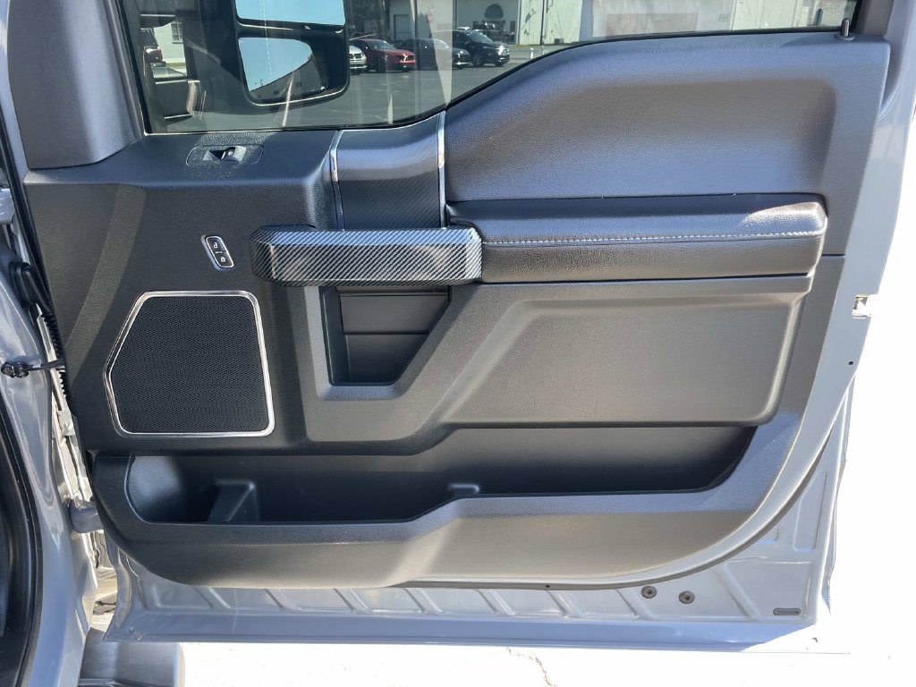 Used 2019 Ford F150 Lariat w/ Equipment Group 502A Luxury AWD/4WD image 30