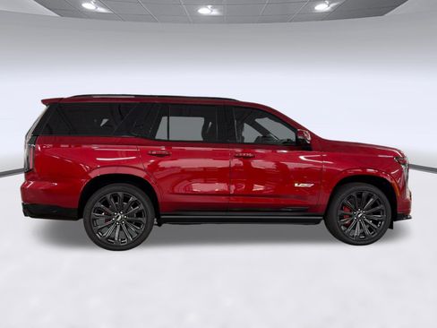 New 2026 Cadillac Escalade V w/ LPO, Floor Liner Package AWD/4WD image 8