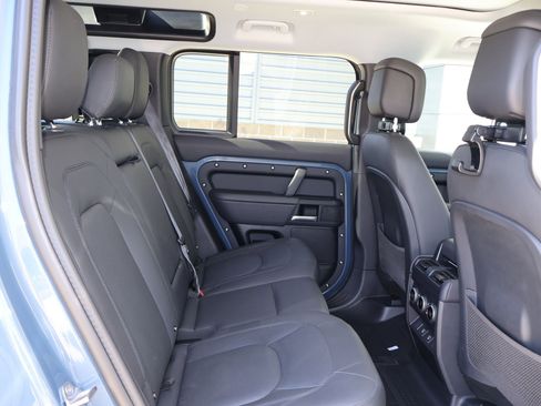 Certified 2025 Land Rover Defender 110 S AWD/4WD image 27