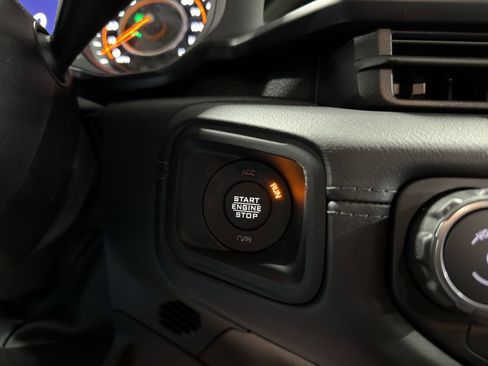 New 2026 Jeep Gladiator Rubicon w/ Steel Bumper Group image 28