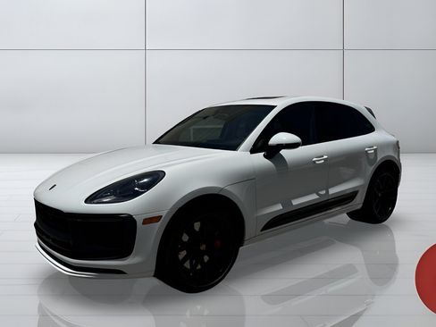 Used 2024 Porsche Macan GTS w/ Premium Plus Package AWD/4WD image 4