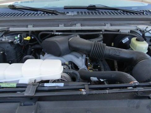 Used 2001 Ford F250 XL image 16