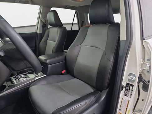 Used 2018 Toyota 4Runner SR5 Premium AWD/4WD image 14