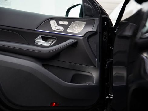 New 2026 Mercedes-Benz GLE 450 4MATIC Coupe image 9