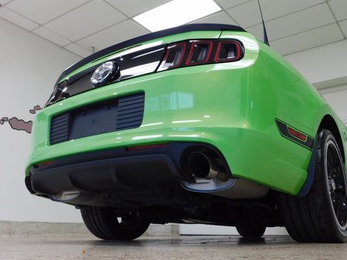 Used 2013 Ford Mustang Boss 302 w/ Boss 302 Accessory Pkg image 79