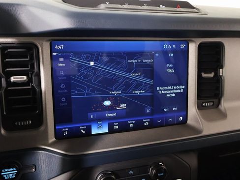 Used 2024 Ford Bronco Outer Banks image 8