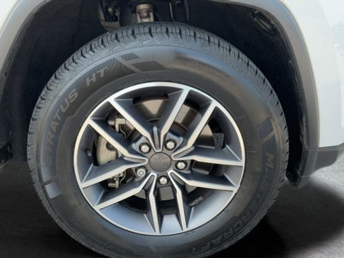 Used 2022 Jeep Grand Cherokee Limited RWD image 27