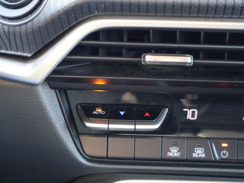 Certified 2025 MAZDA CX-90 3.3 Turbo w/ Select Package image 30