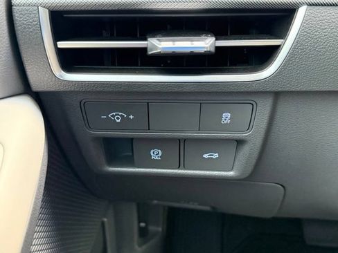 Used 2025 Hyundai Sonata SEL FWD image 34