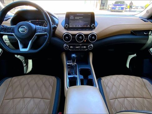 Used 2021 Nissan Sentra SV w/ SV Premium Package image 15