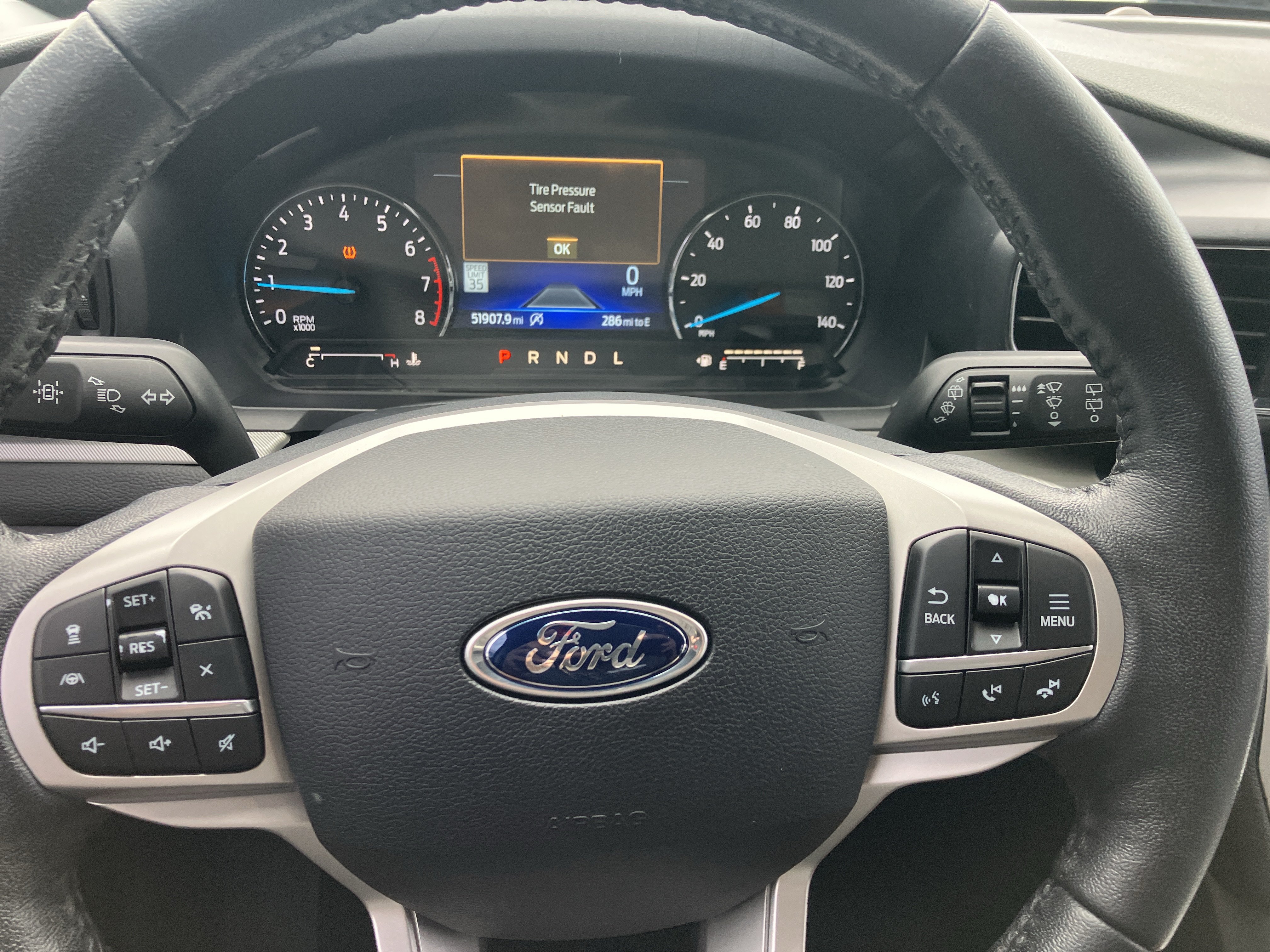 Used 2021 Ford Explorer XLT w/ Equipment Group 202A AWD/4WD image 24