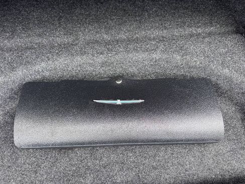 Used 2005 Ford Thunderbird 50th Anniversary RWD image 59