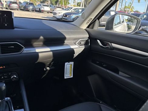 New 2025 MAZDA CX-5 AWD 2.5 S w/ Preferred Package image 16