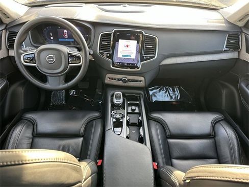 Used 2023 Volvo XC90 T8 Ultimate w/ Lounge Package image 20