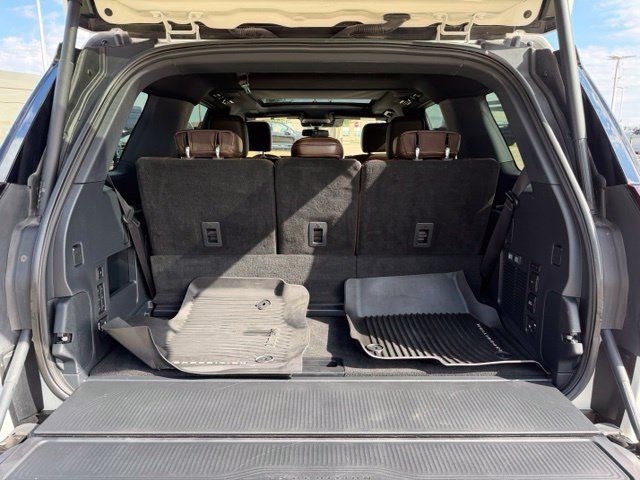 Used 2025 Ford Expedition King Ranch AWD/4WD image 8
