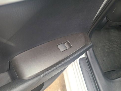 Used 2023 Toyota Camry SE image 15