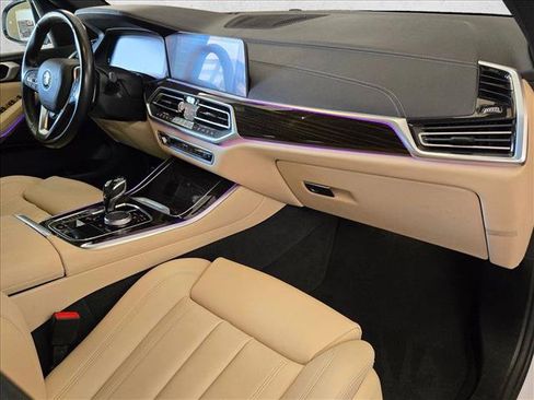 Used 2019 BMW X5 xDrive40i w/ Premium Package 2 AWD/4WD image 24