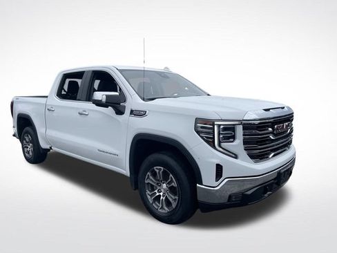 Used 2025 GMC Sierra 1500 SLT AWD/4WD image 8