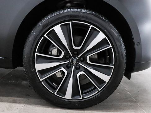 Used 2023 Land Rover Range Rover SE image 11