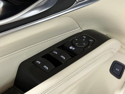 Used 2020 Cadillac CT4 Luxury w/ Bose Premium Audio Package image 20