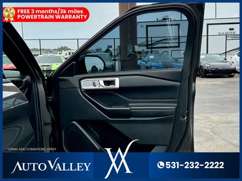 Used 2020 Ford Explorer Limited w/ Class III Trailer Tow Package AWD/4WD image 17