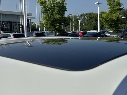 Used 2024 BMW X3 xDrive30i w/ Premium Package AWD/4WD image 11