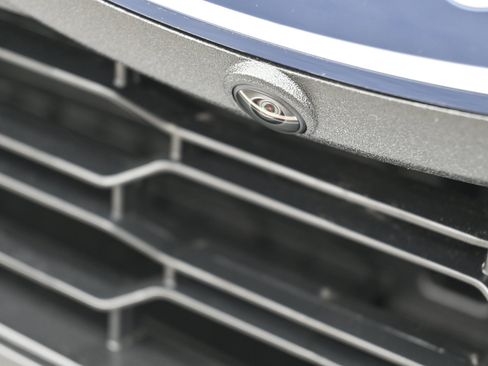 New 2025 Ford F150 Lariat w/ Equipment Group 501A Mid image 11