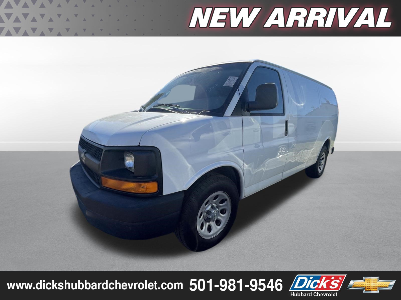 Used 2010 Chevrolet Express 1500 RWD image 1