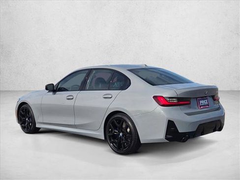 Used 2025 BMW 330i Sedan w/ M Sport Package image 8