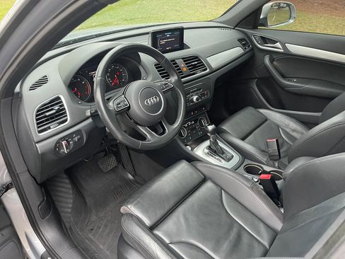 Used 2018 Audi Q3 2.0T Premium w/ Convenience Package FWD image 11