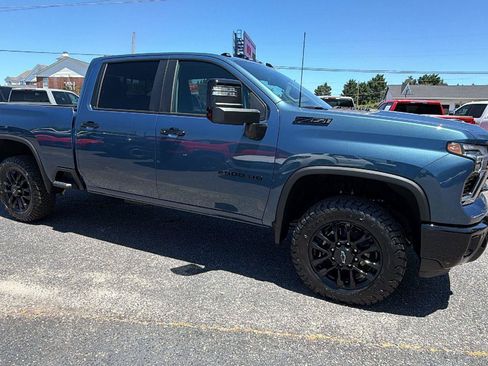 New 2026 Chevrolet Silverado 2500 LT w/ Trail Boss Package AWD/4WD image 3