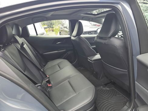 Used 2025 Toyota Prius Limited w/ Limited Premium Package AWD/4WD image 14